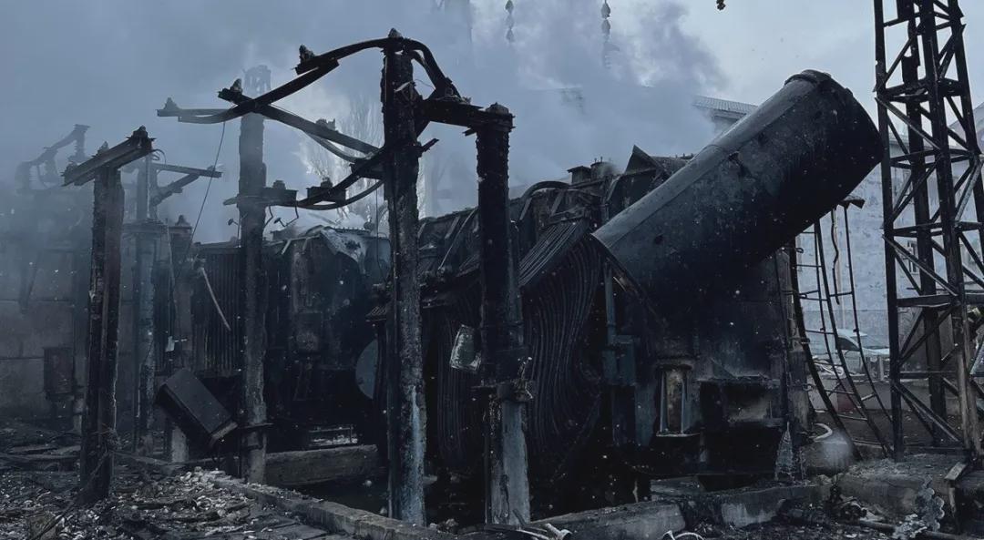 世界杯比赛在线观看平台-俄罗斯发动大规模空袭，导弹中途居然还会转向，基辅一半地区停电