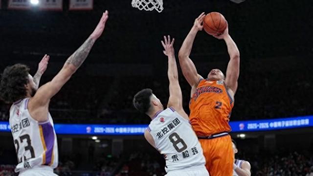 世界杯比赛在线观看平台-五人得分上双！上海久事男篮主场战胜北控队