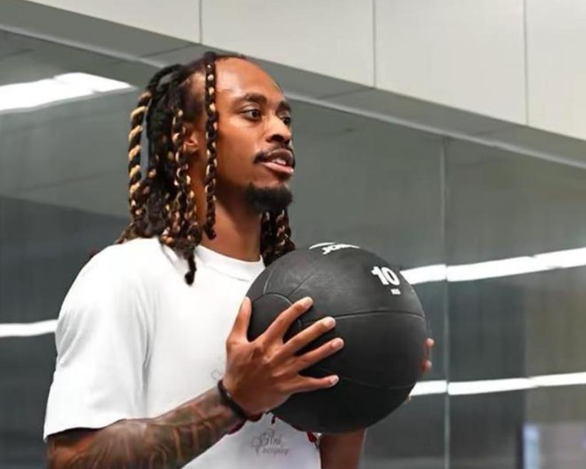 世界杯比赛在线观看平台-广东客场对阵新疆，外援麦考尔复出，崔永熙首秀时间待定