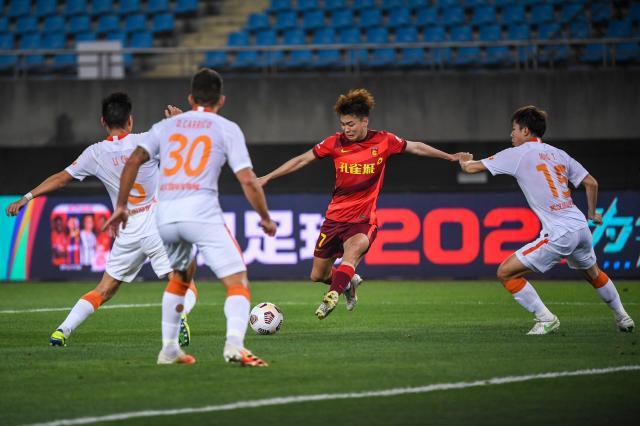 世界杯高清赛事直播地址-【中超】两大奇兵替补登场救主 河北队1比1平武汉队