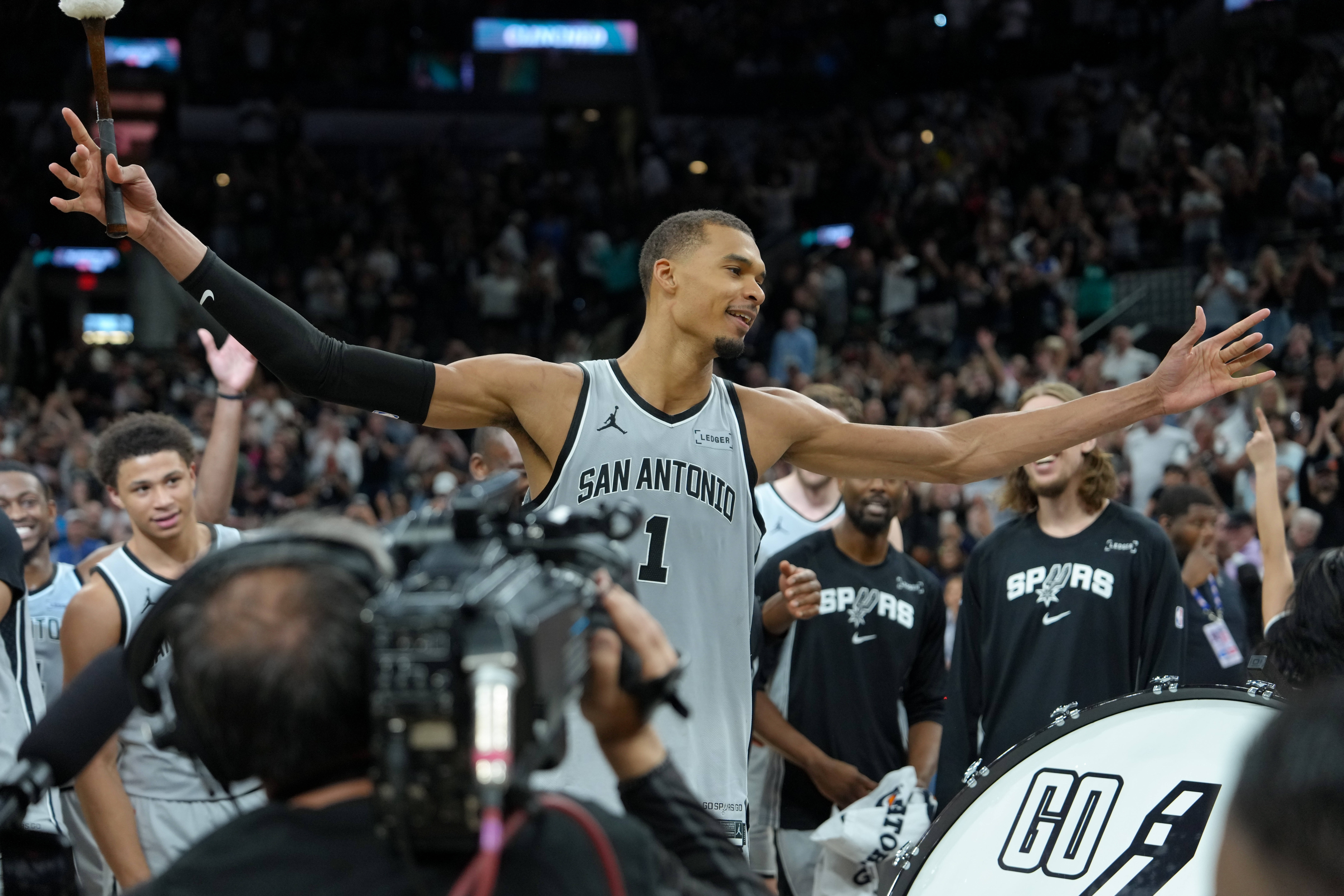 世界杯手机观看app下载-文班有实力但很难破大梦盖帽纪录！健康与对手拒投是两座大山